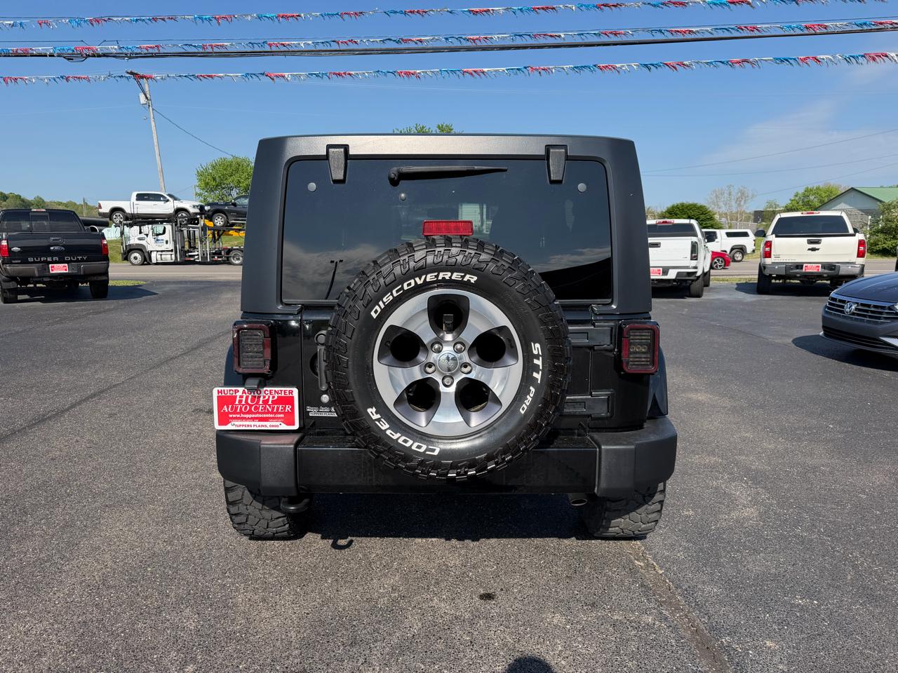 Jeep Wrangler Unlimited 4WD 4dr Sahara 2016