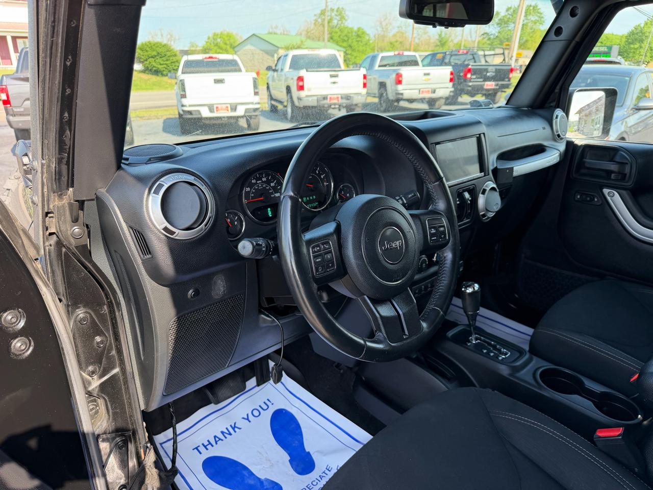 Jeep Wrangler Unlimited 4WD 4dr Sahara 2016