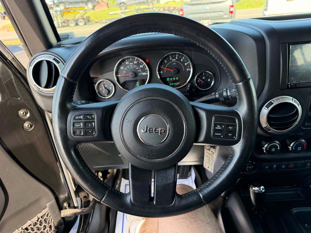 Jeep Wrangler Unlimited 4WD 4dr Sahara 2016