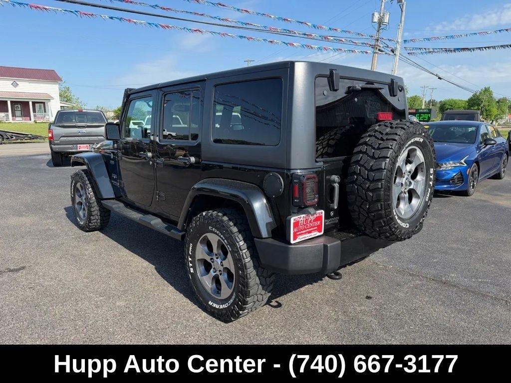 Jeep Wrangler Unlimited 4WD 4dr Sahara 2016