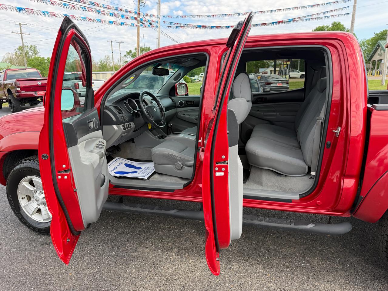 Toyota Tacoma 4WD Double V6 MT (Natl) 2011