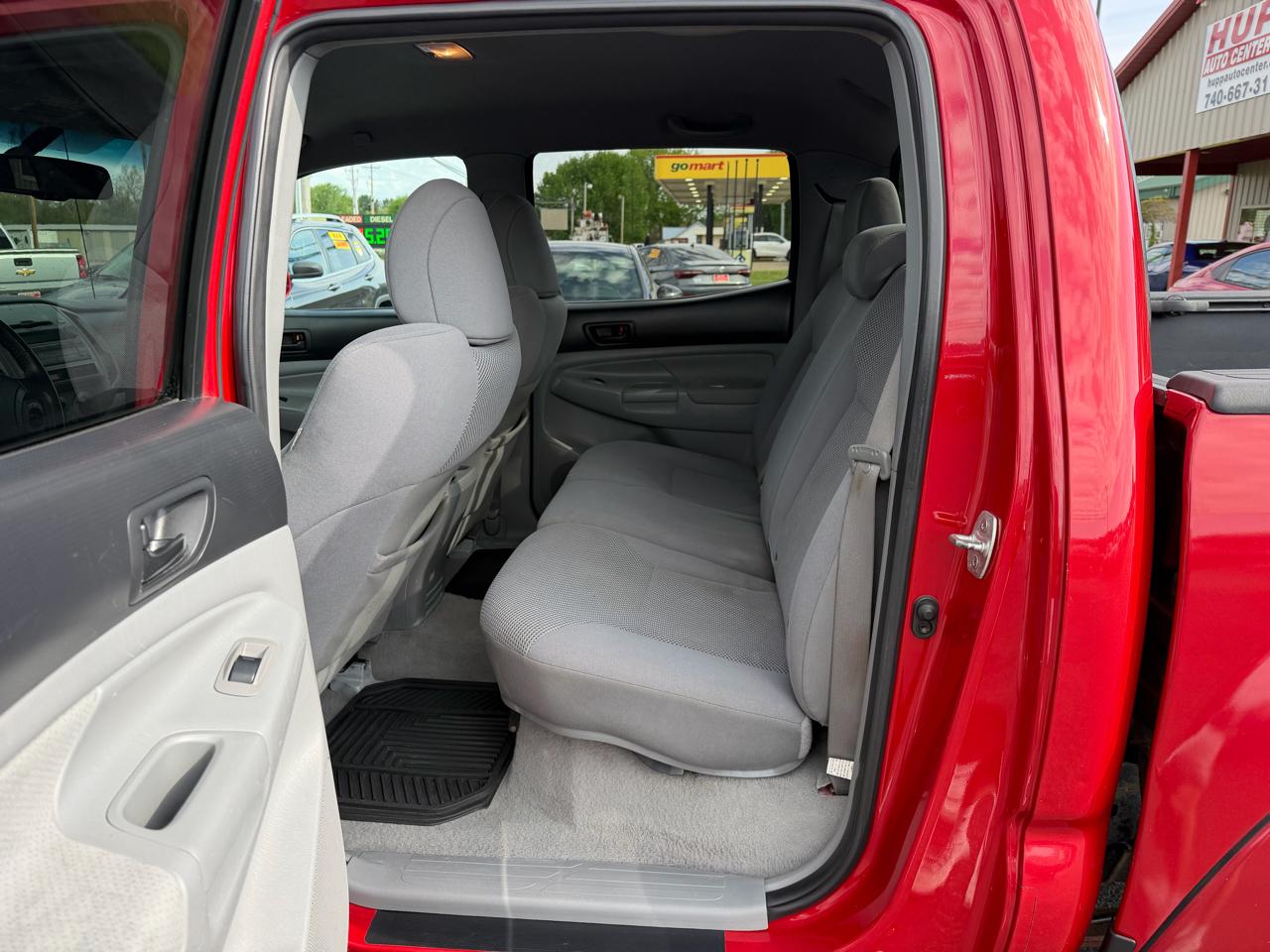 Toyota Tacoma 4WD Double V6 MT (Natl) 2011