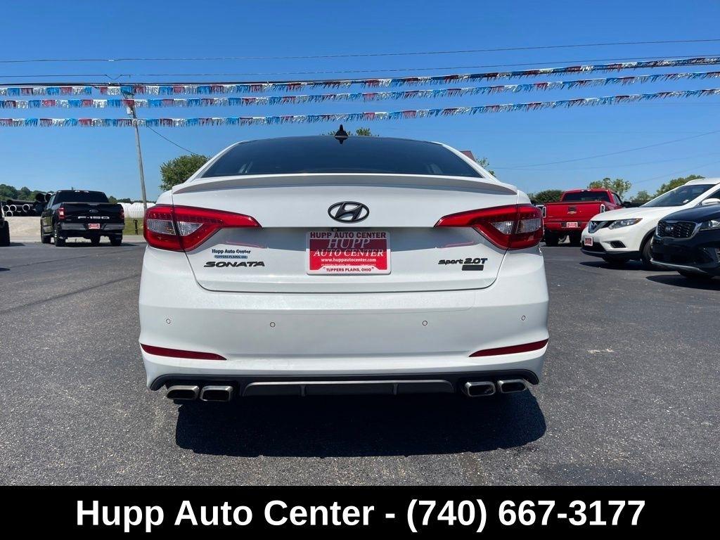 Hyundai Sonata 4dr Sdn 2.0T Limited w/Gray Accents 2015