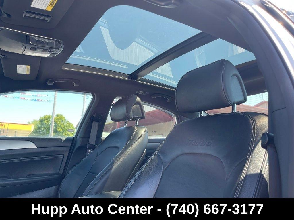Hyundai Sonata 4dr Sdn 2.0T Limited w/Gray Accents 2015
