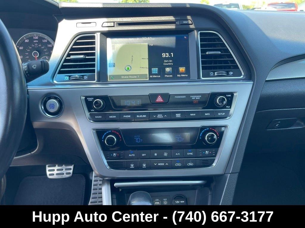 Hyundai Sonata 4dr Sdn 2.0T Limited w/Gray Accents 2015