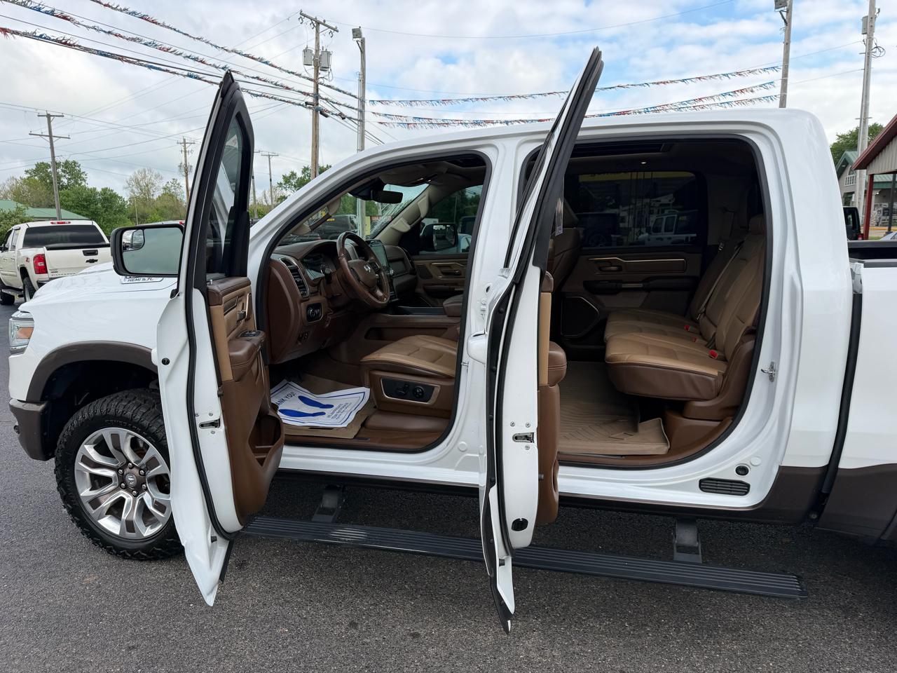 RAM 1500 Longhorn 4x4 Crew Cab 5'7" Box 2019