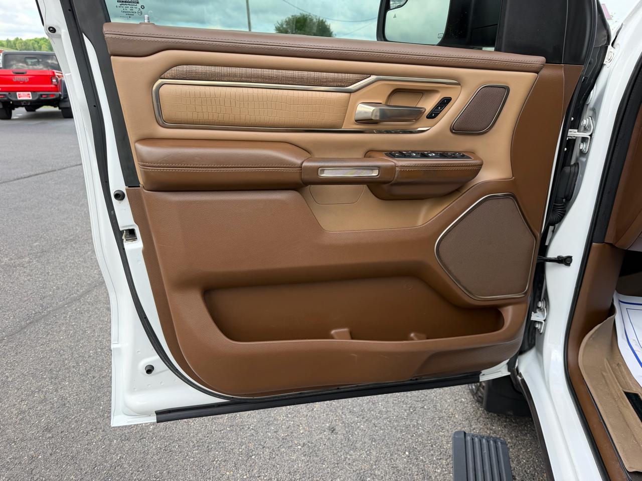 RAM 1500 Longhorn 4x4 Crew Cab 5'7" Box 2019