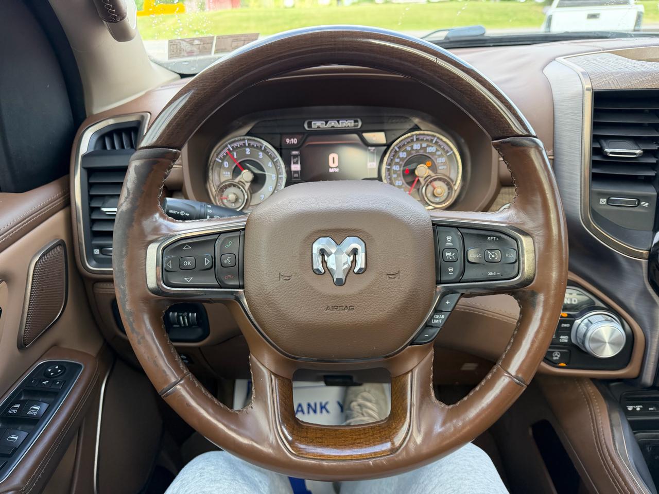 RAM 1500 Longhorn 4x4 Crew Cab 5'7" Box 2019