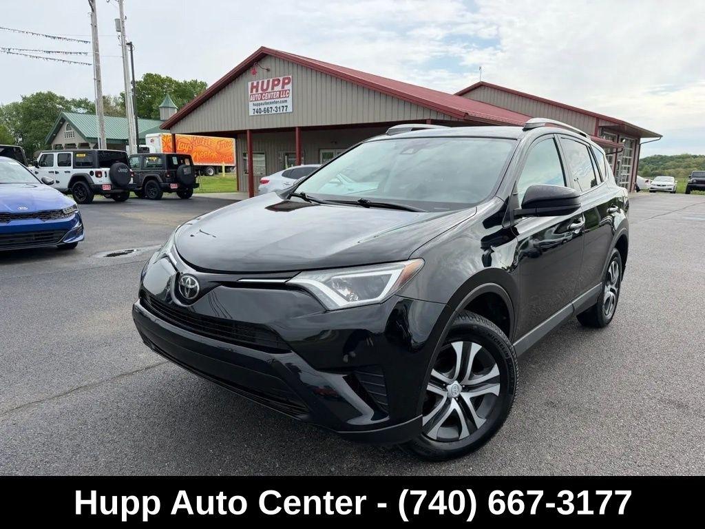 Toyota RAV4 LE AWD (Natl) 2017
