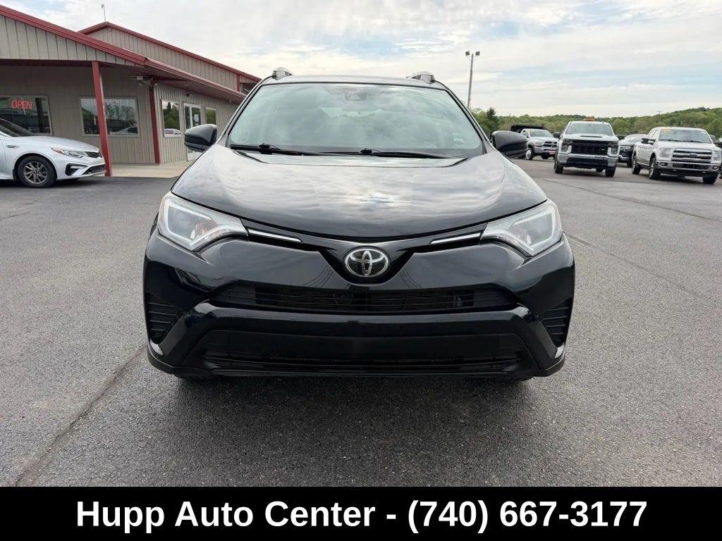 Toyota RAV4 LE AWD (Natl) 2017
