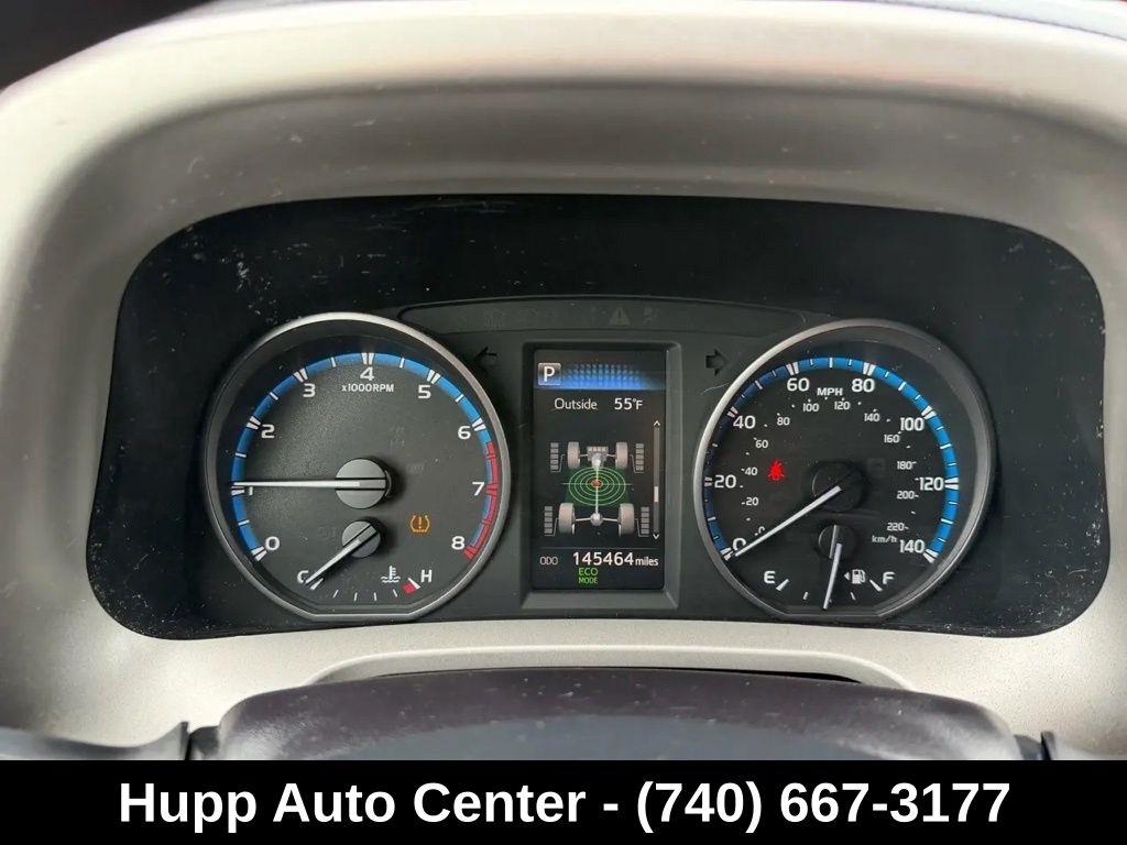 Toyota RAV4 LE AWD (Natl) 2017