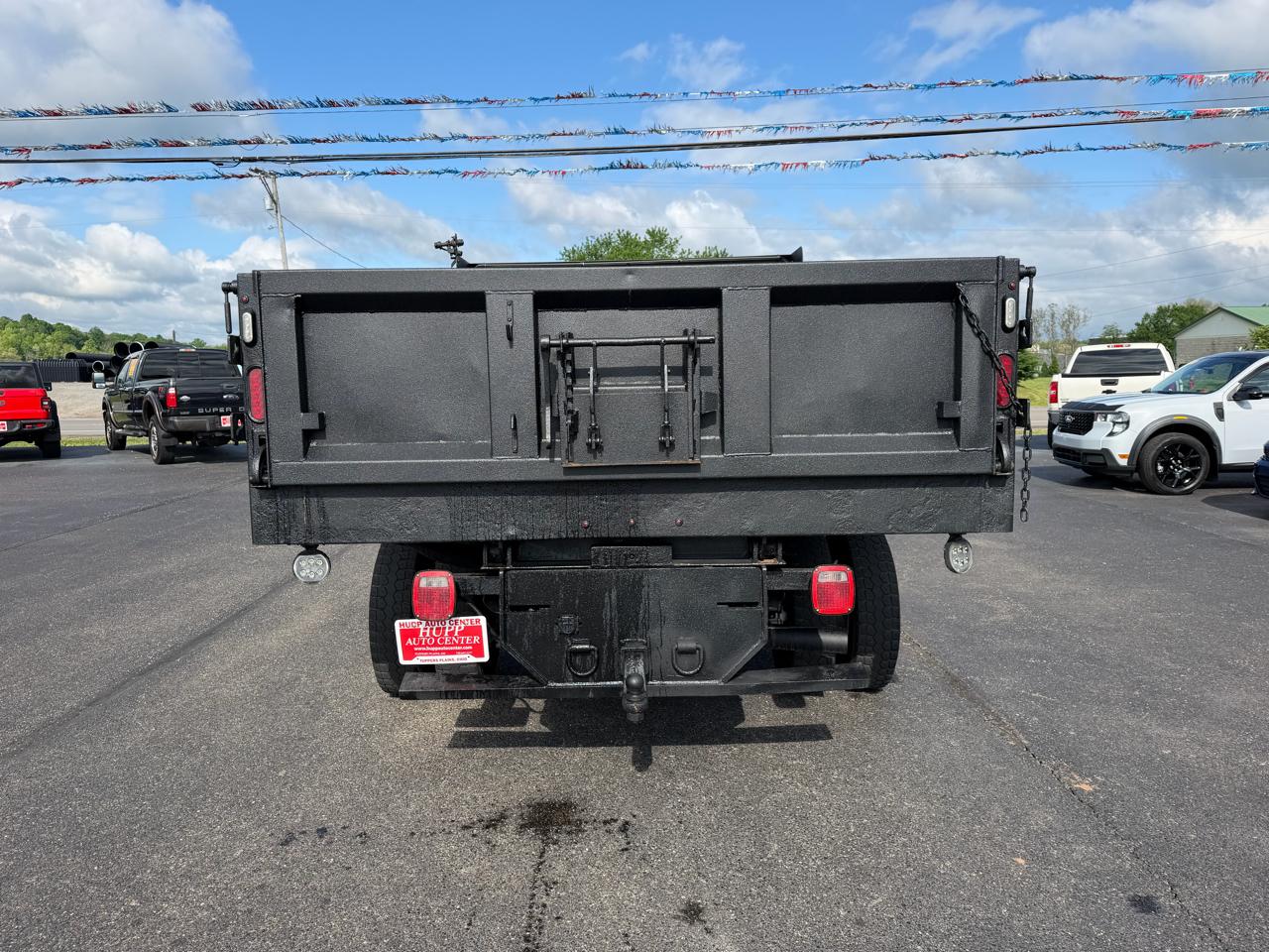 RAM 5500 Chassis Cab Tradesman 4x4 Reg Cab 108" CA 192.5" WB 2017