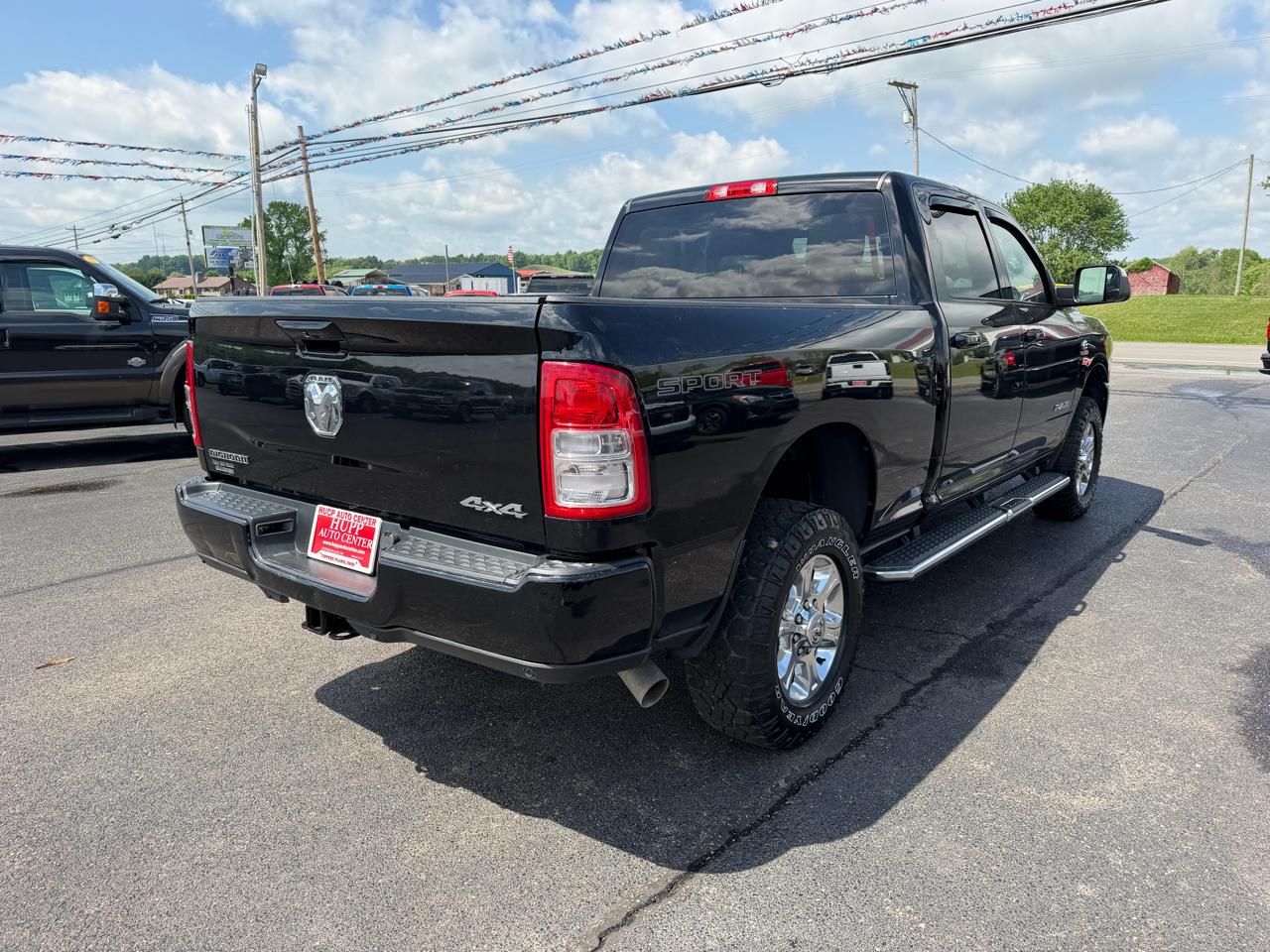 RAM 2500 Big Horn 4x4 Crew Cab 6'4" Box 2021
