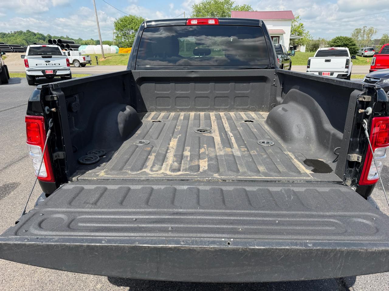 RAM 2500 Big Horn 4x4 Crew Cab 6'4" Box 2021