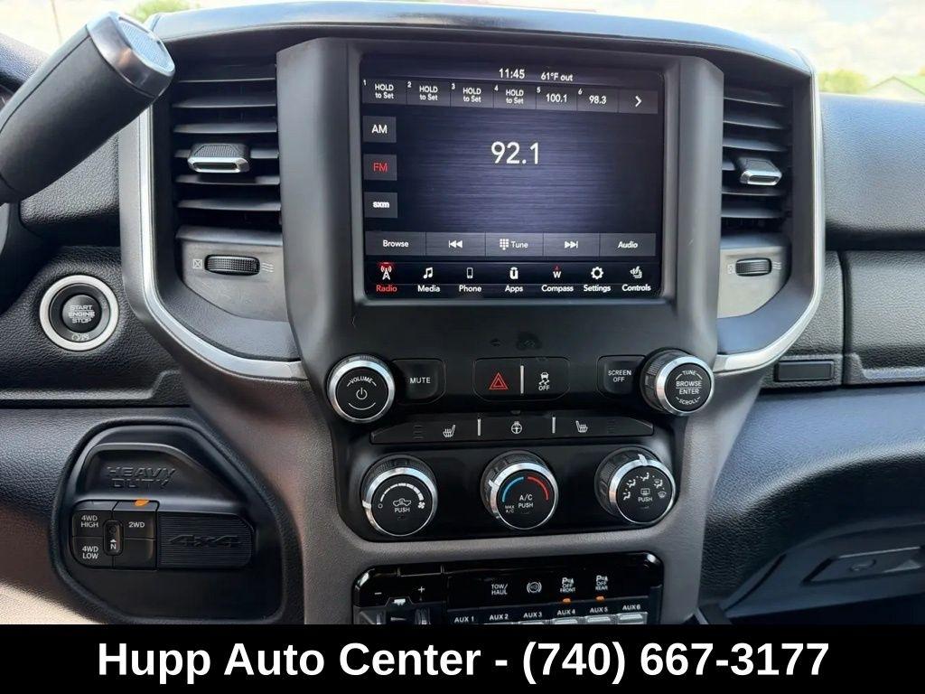 RAM 2500 Big Horn 4x4 Crew Cab 6'4" Box 2021