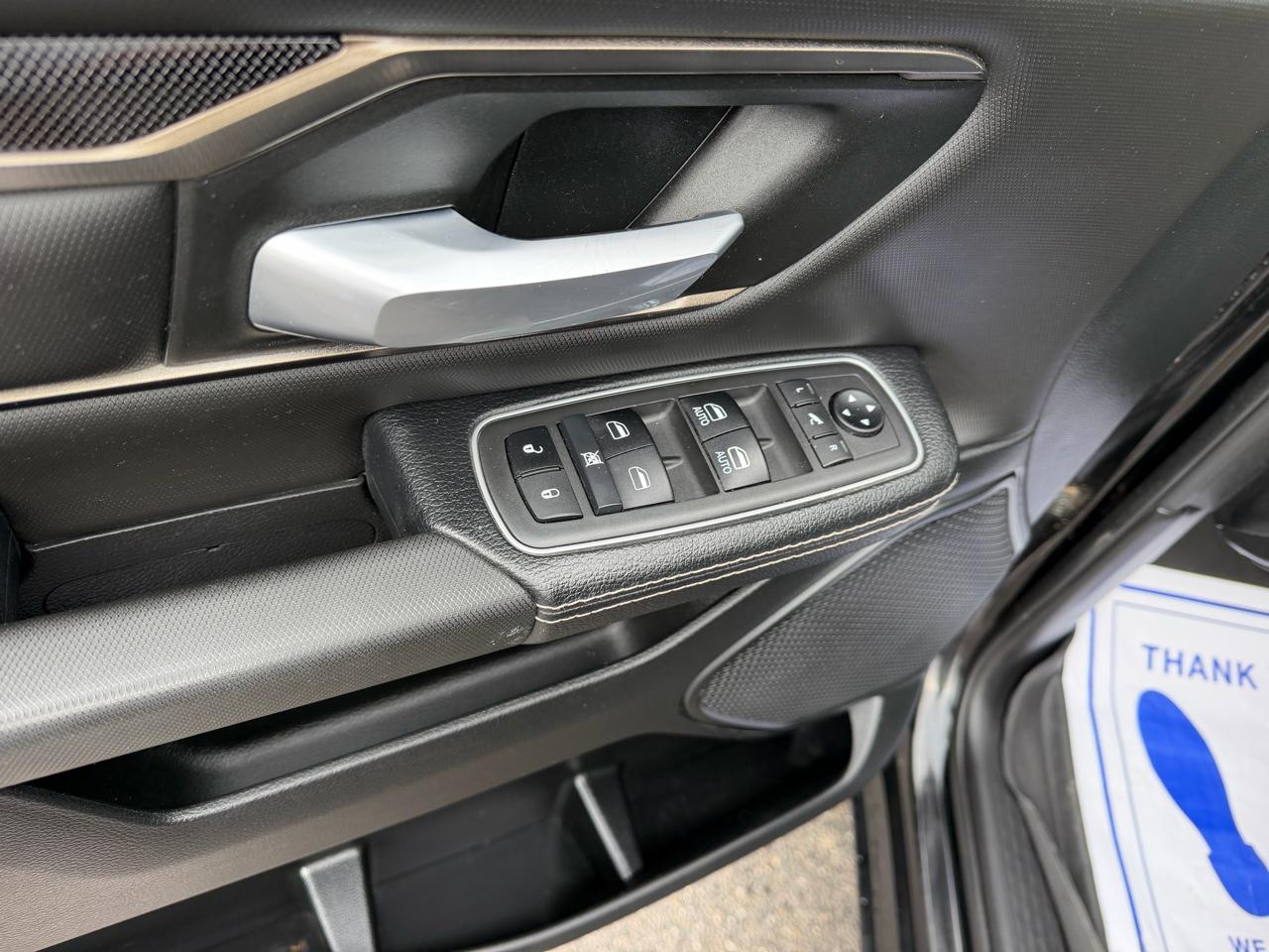 RAM 1500 Sport Crew Cab 4WD 2021