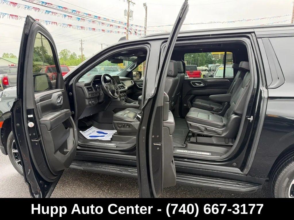 Chevrolet Suburban 4WD 4dr RST 2022