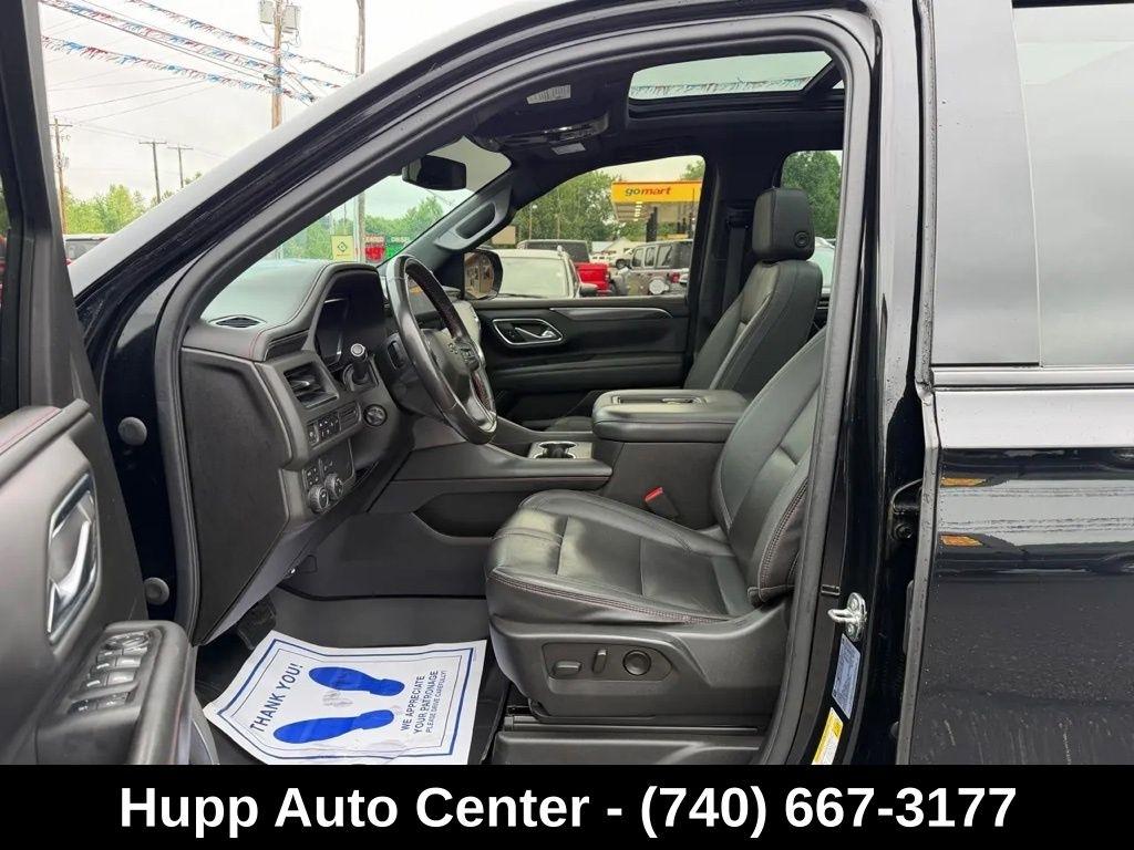 Chevrolet Suburban 4WD 4dr RST 2022