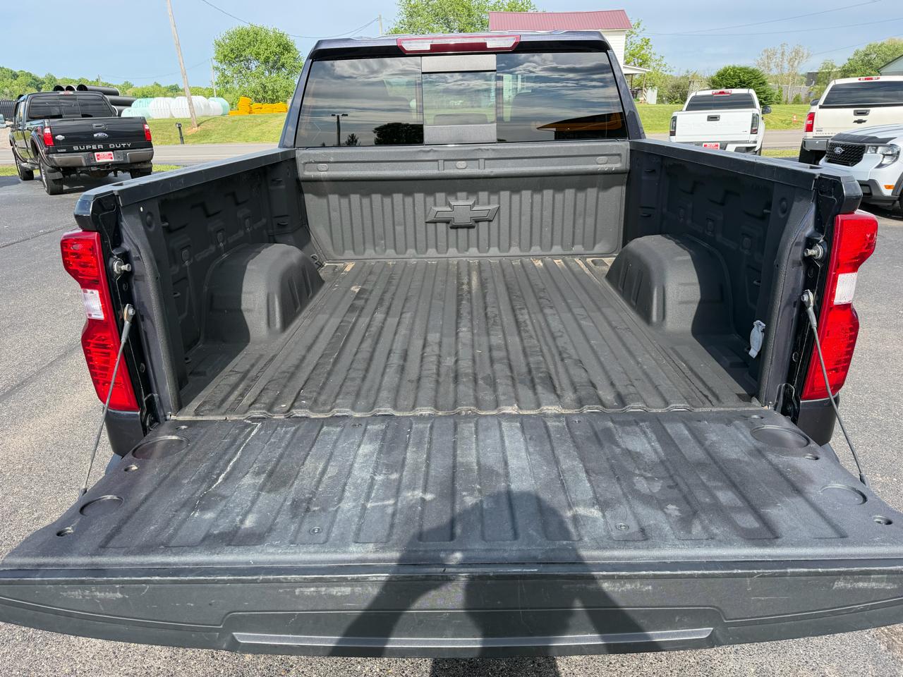 Chevrolet Silverado 1500 4WD Crew Cab 147" LT w/1LT 2022