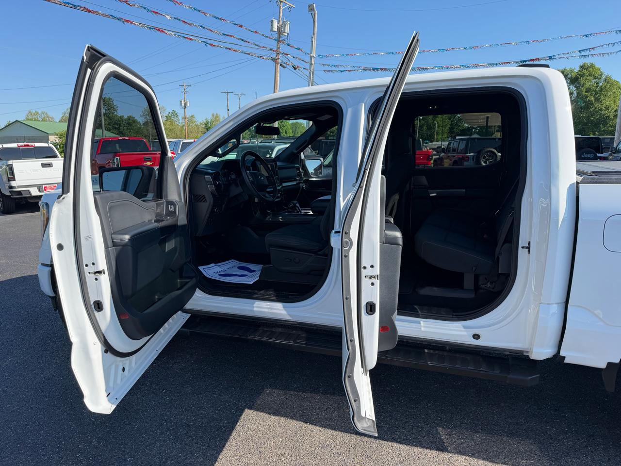 Ford F-150 XLT 4WD 2022