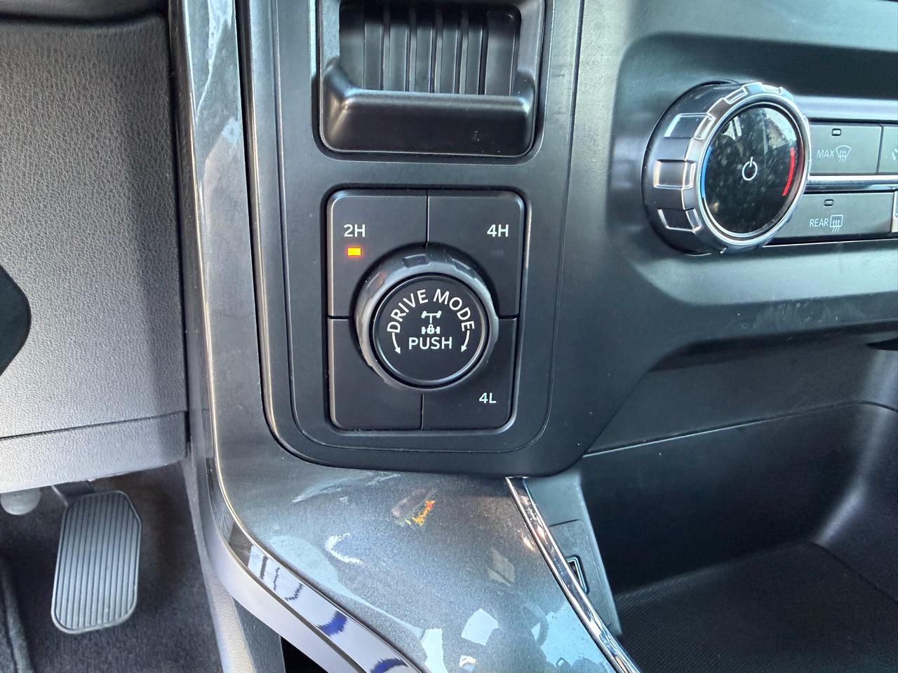 Ford F-150 XLT 4WD 2022