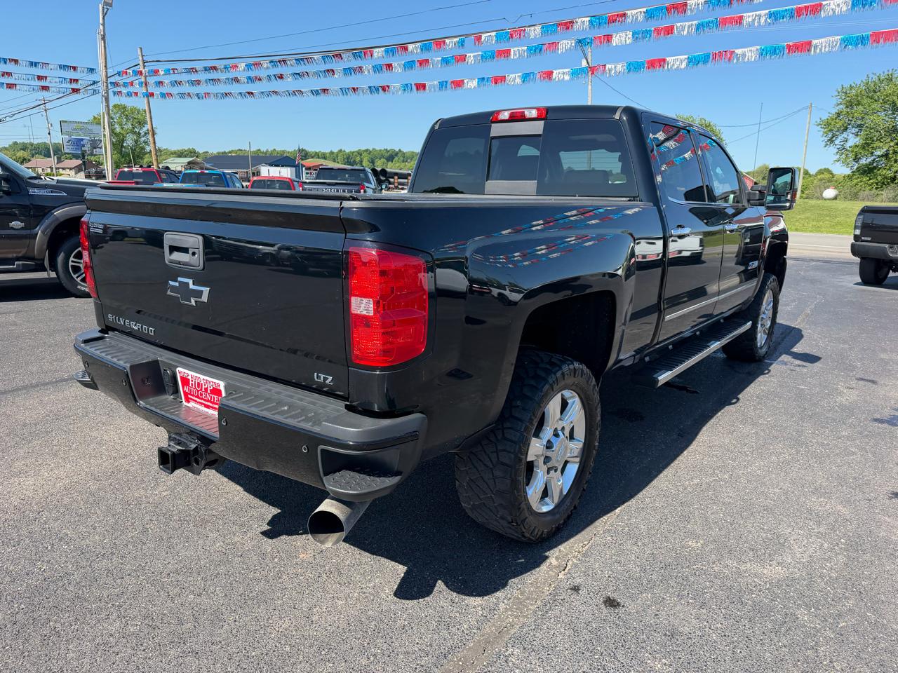Chevrolet Silverado 2500HD 4WD Crew Cab 153.7" LTZ 2018