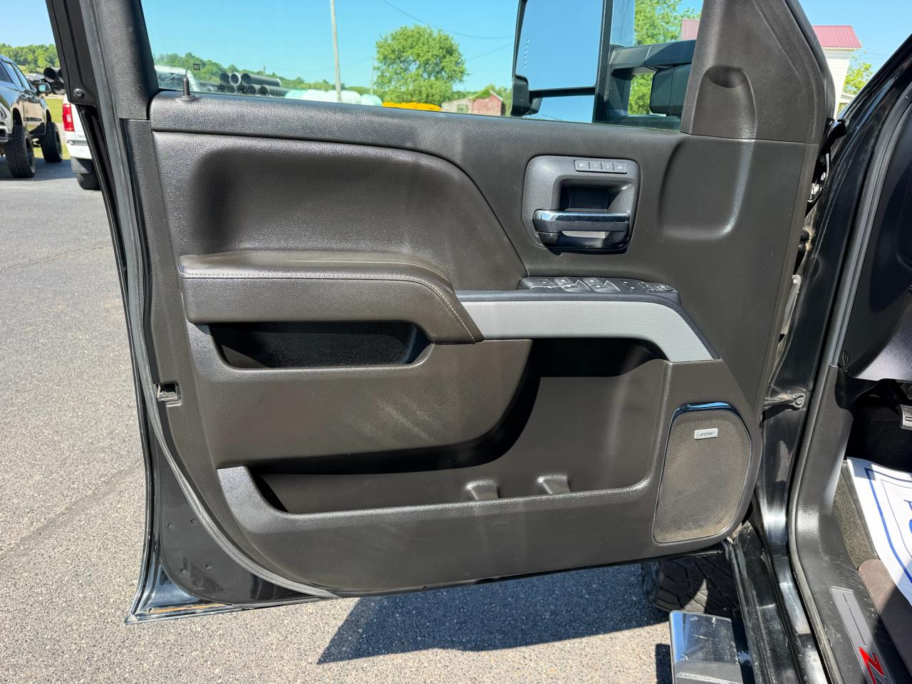 Chevrolet Silverado 2500HD 4WD Crew Cab 153.7" LTZ 2018