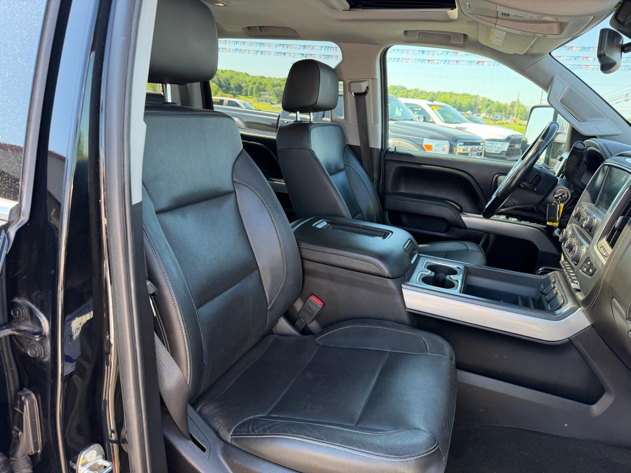Chevrolet Silverado 2500HD 4WD Crew Cab 153.7" LTZ 2018