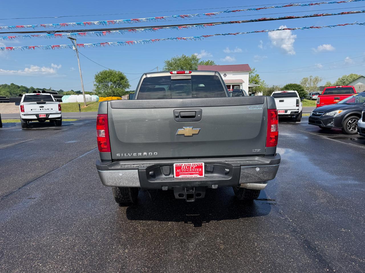 Chevrolet Silverado 2500HD 4WD Crew Cab 153.7" LTZ 2011