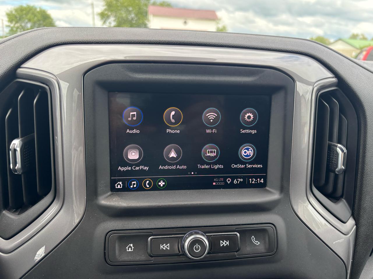 Chevrolet Silverado 1500 4WD Crew Cab 147" Custom 2022