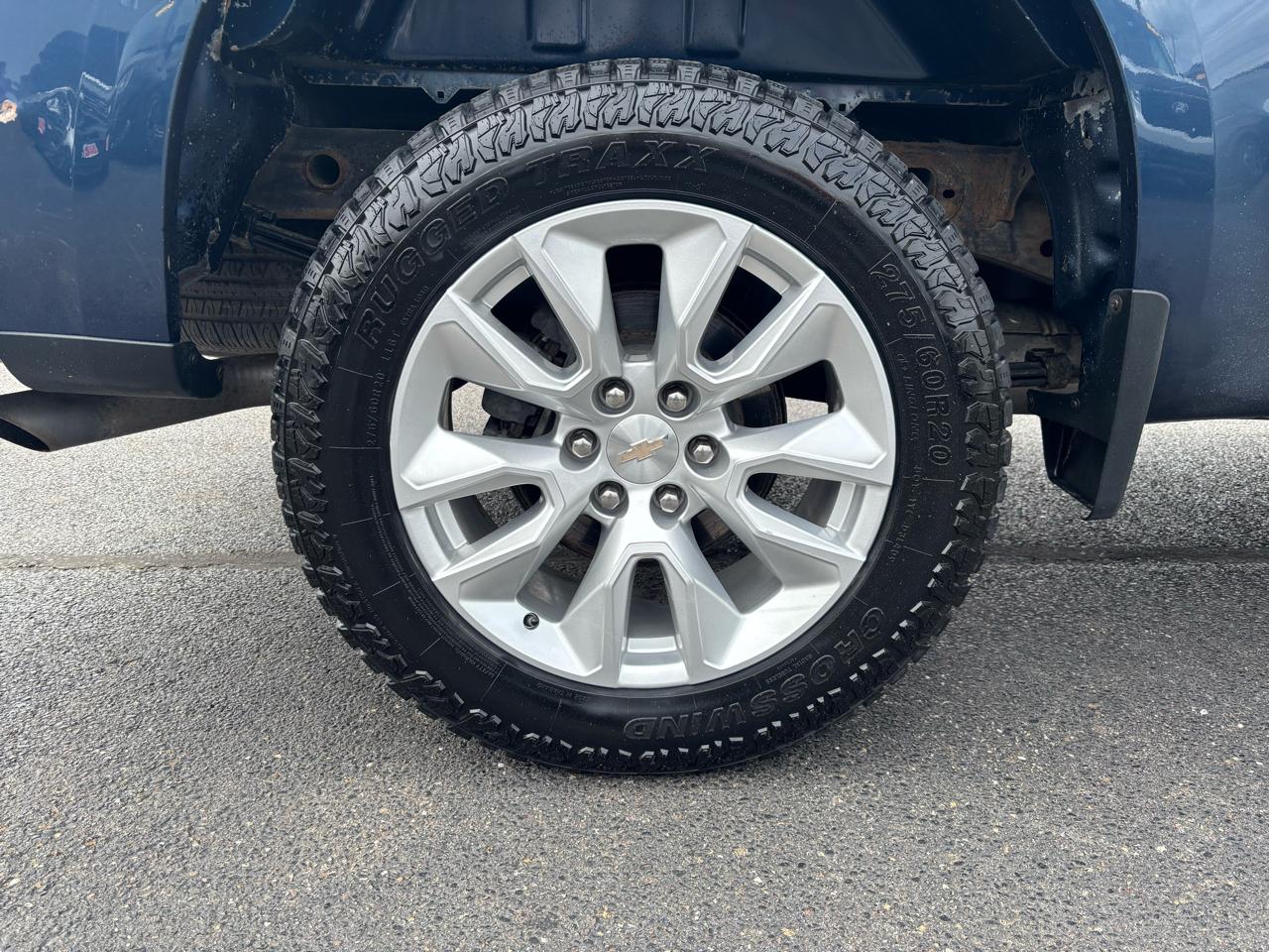 Chevrolet Silverado 1500 4WD Crew Cab 147" Custom 2022