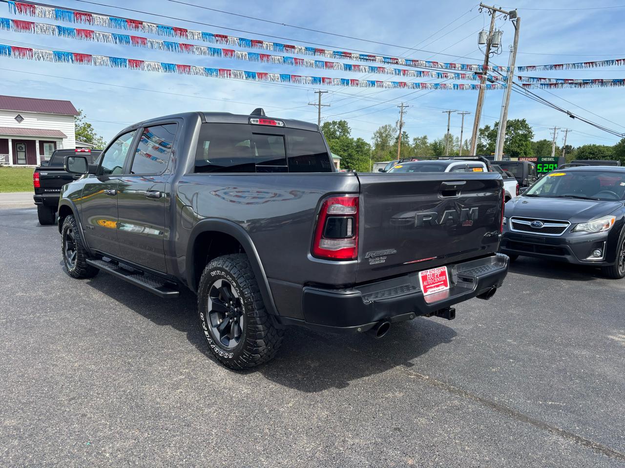 RAM 1500 4WD Crew Cab 140.5" Rebel 2019