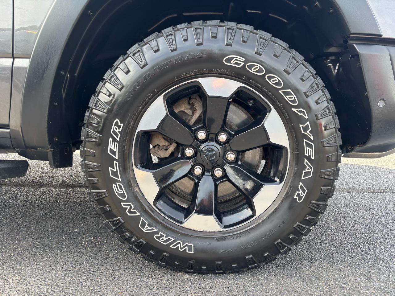 RAM 1500 4WD Crew Cab 140.5" Rebel 2019