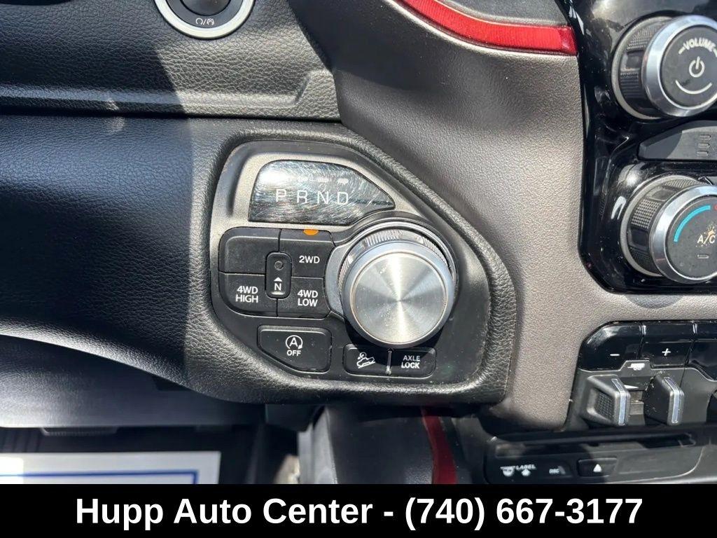 RAM 1500 4WD Crew Cab 140.5" Rebel 2019