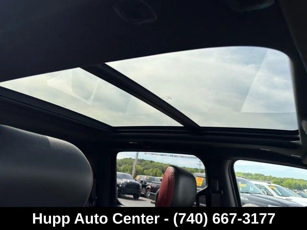 RAM 1500 4WD Crew Cab 140.5" Rebel 2019