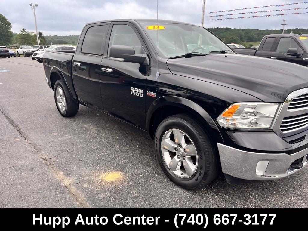 RAM 1500 4WD Crew Cab 140.5" Big Horn 2013