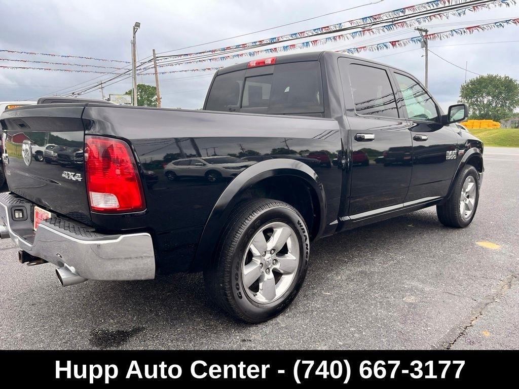 RAM 1500 4WD Crew Cab 140.5" Big Horn 2013