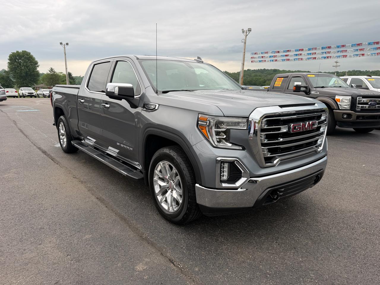 GMC Sierra 1500 4WD Crew Cab 157" SLT 2020