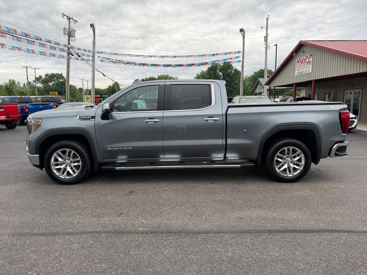 GMC Sierra 1500 4WD Crew Cab 157" SLT 2020
