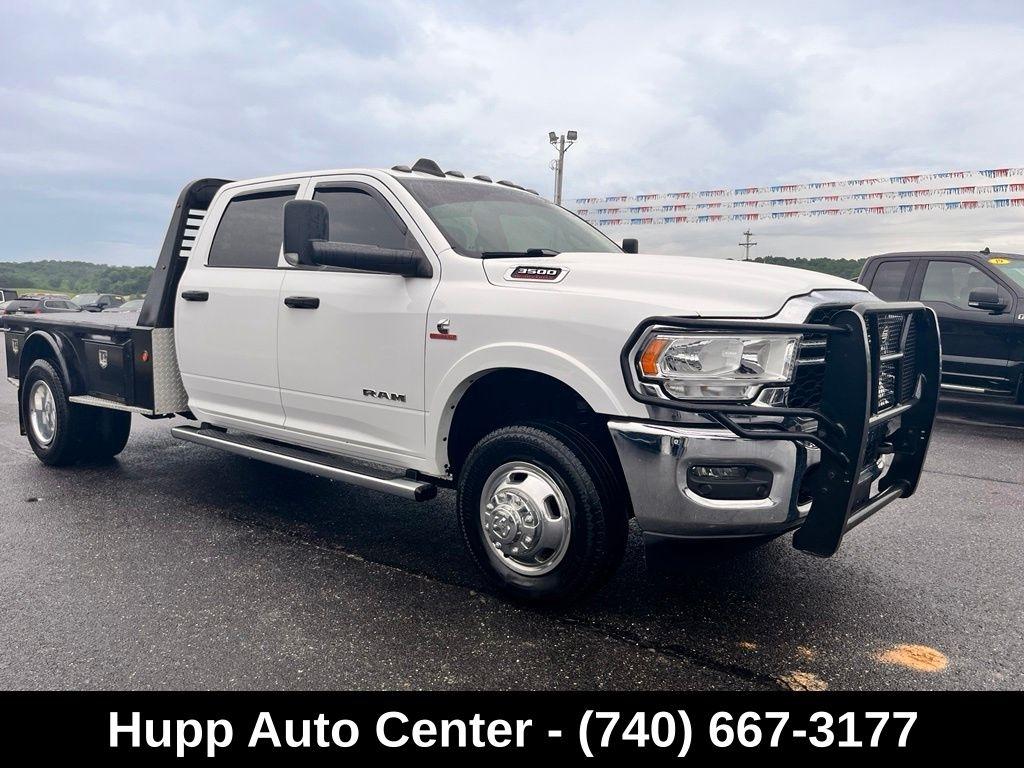 RAM 3500 Tradesman 4x4 Crew Cab 8' Box 2019