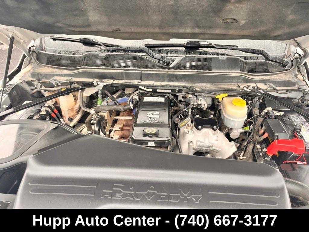 RAM 3500 Tradesman 4x4 Crew Cab 8' Box 2019