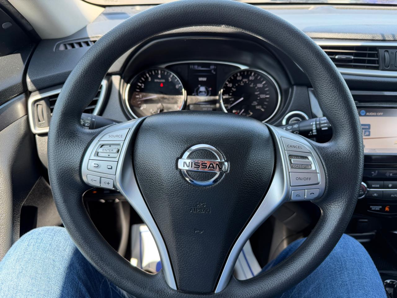 Nissan Rogue AWD 4dr SV 2016