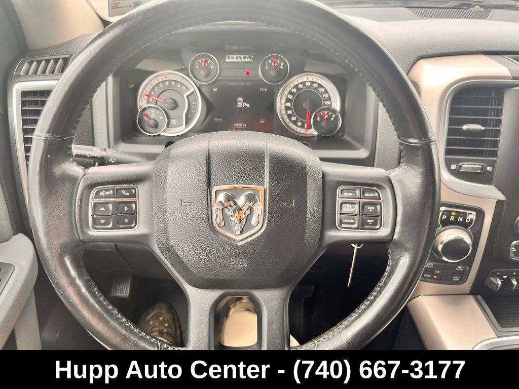RAM 1500 Big Horn 4x4 Crew Cab 5'7" Box 2017