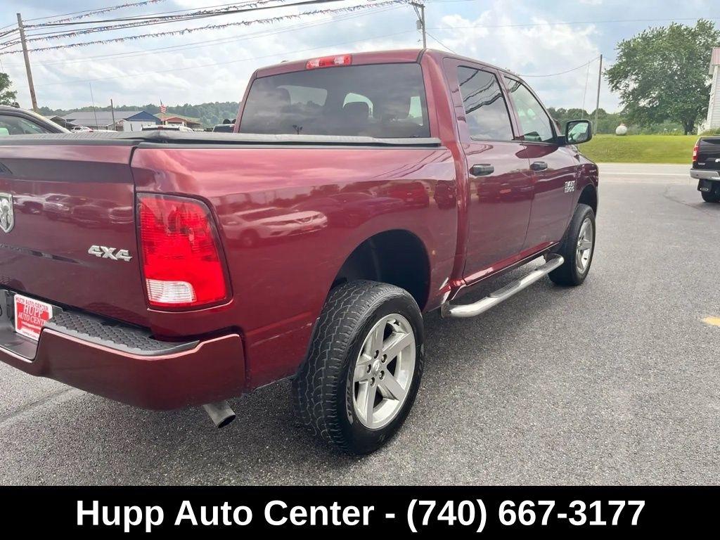 RAM 1500 Express 4x4 Crew Cab 5'7" Box 2017