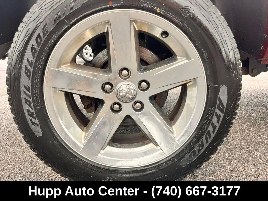 RAM 1500 Express 4x4 Crew Cab 5'7" Box 2017