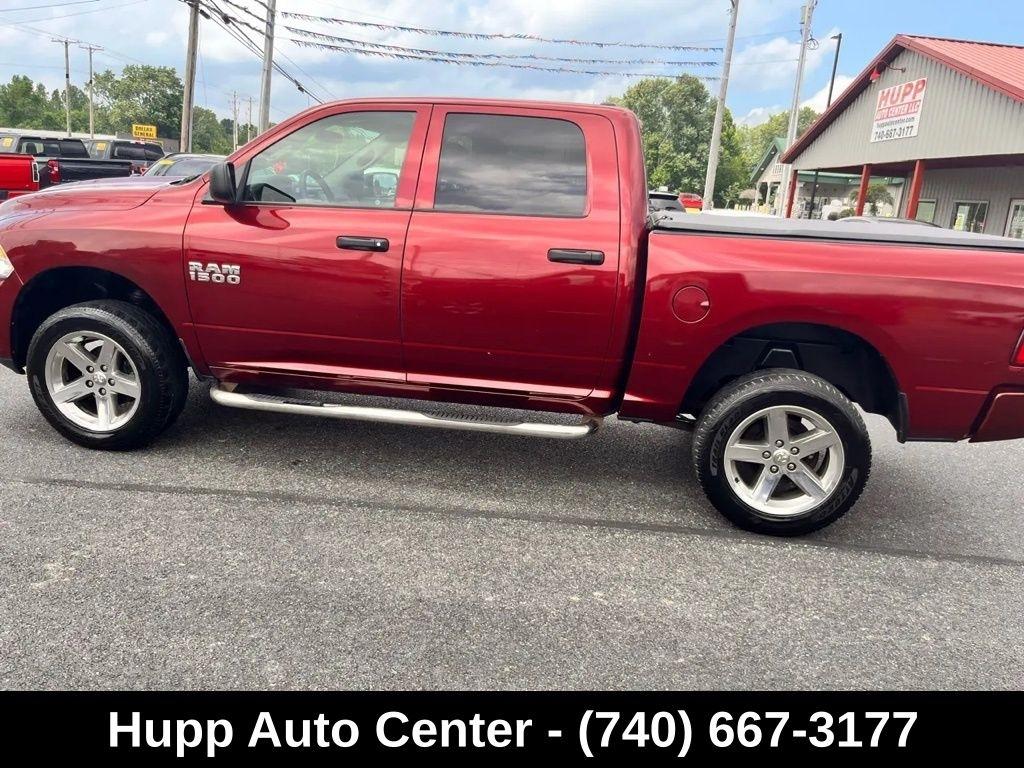RAM 1500 Express 4x4 Crew Cab 5'7" Box 2017