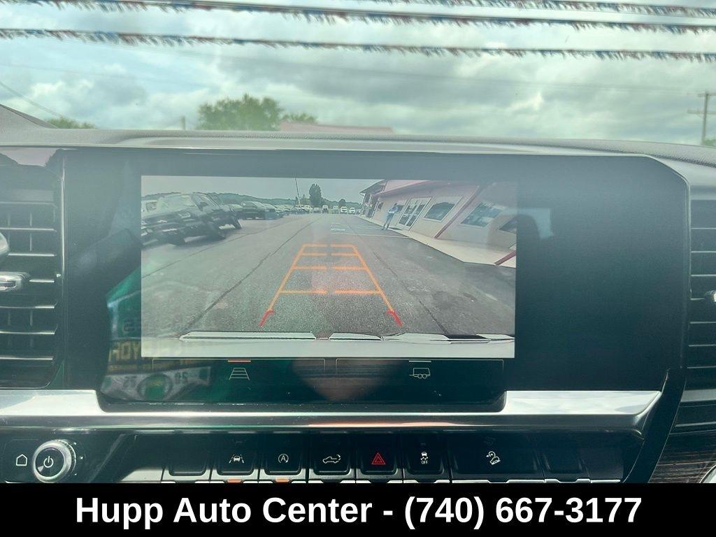 GMC Sierra 1500 4WD Crew Cab 157" SLE 2024