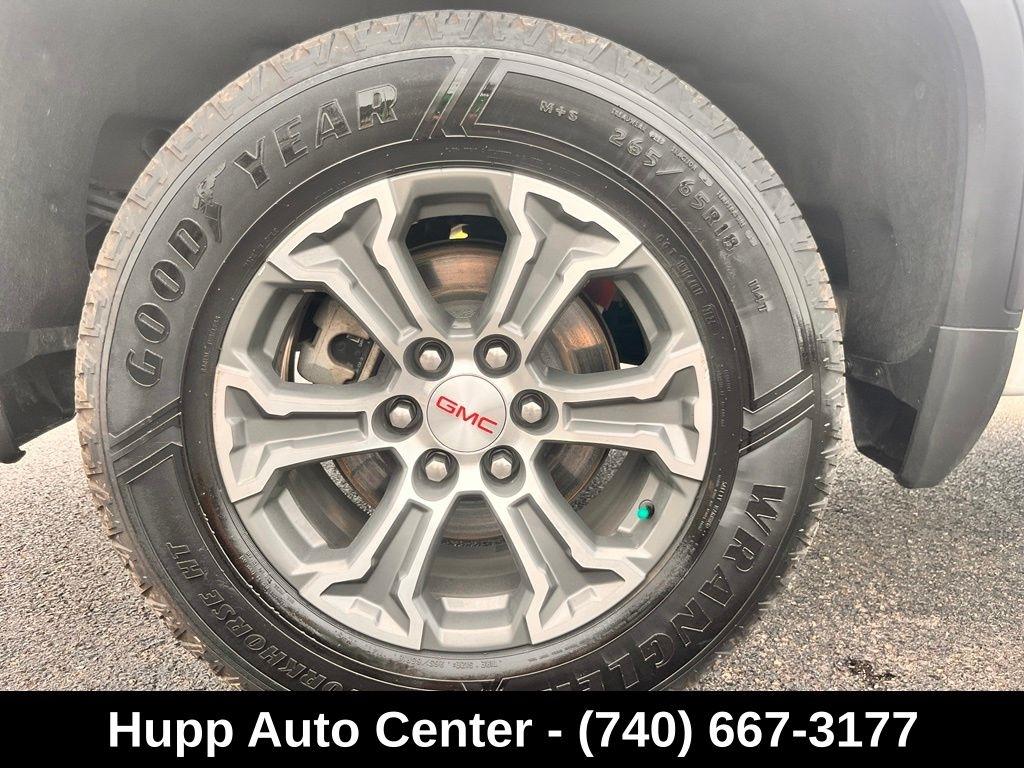 GMC Sierra 1500 4WD Crew Cab 157" SLE 2024