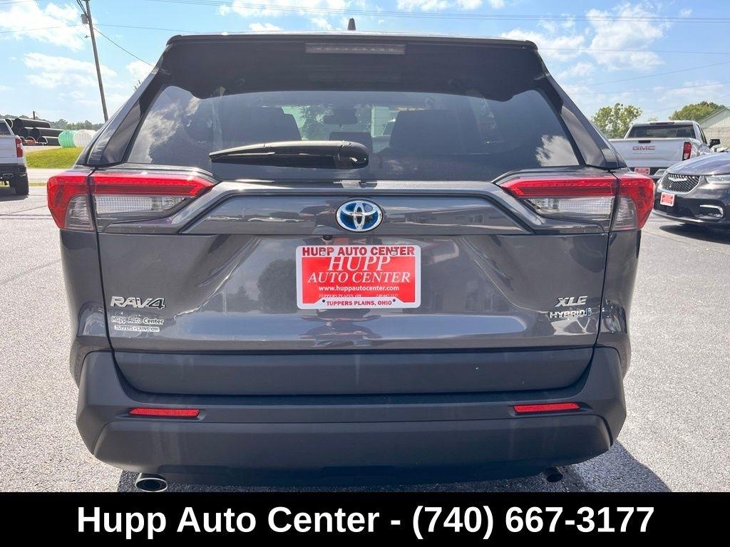 Toyota RAV4 Hybrid XLE AWD (Natl) 2024