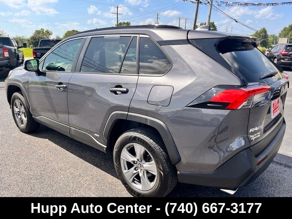 Toyota RAV4 Hybrid XLE AWD (Natl) 2024